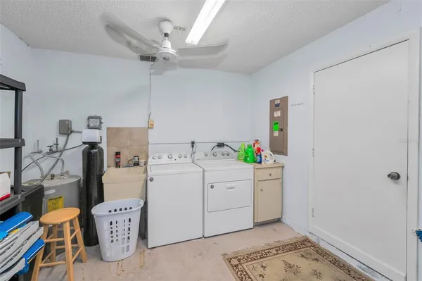 $210,000 | 2240 Spruce Lane, Unit D, Palm Harbor, FL 34684