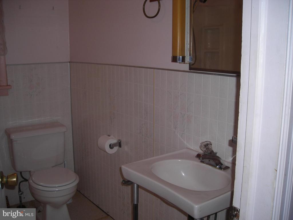62 Pittsburg Hill Road Conestoga, PA 17516 - Photo 9 of 12 Gallery Image 9