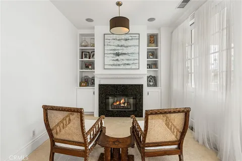 $5,195,000 | 320 Heliotrope Avenue, Corona del Mar, CA 92625