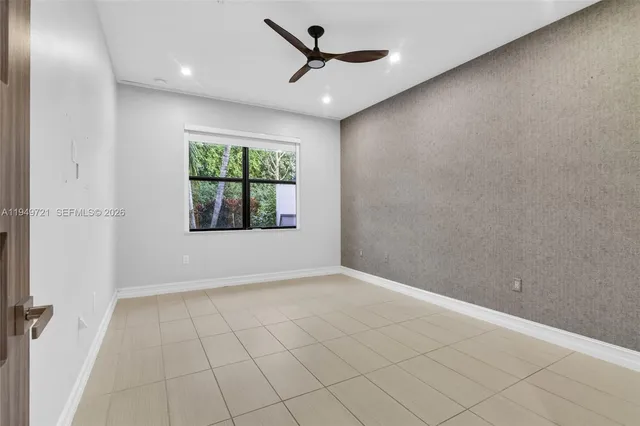 $5,400 | 13658 Imperial Topaz Trail, Delray Beach, FL 33446