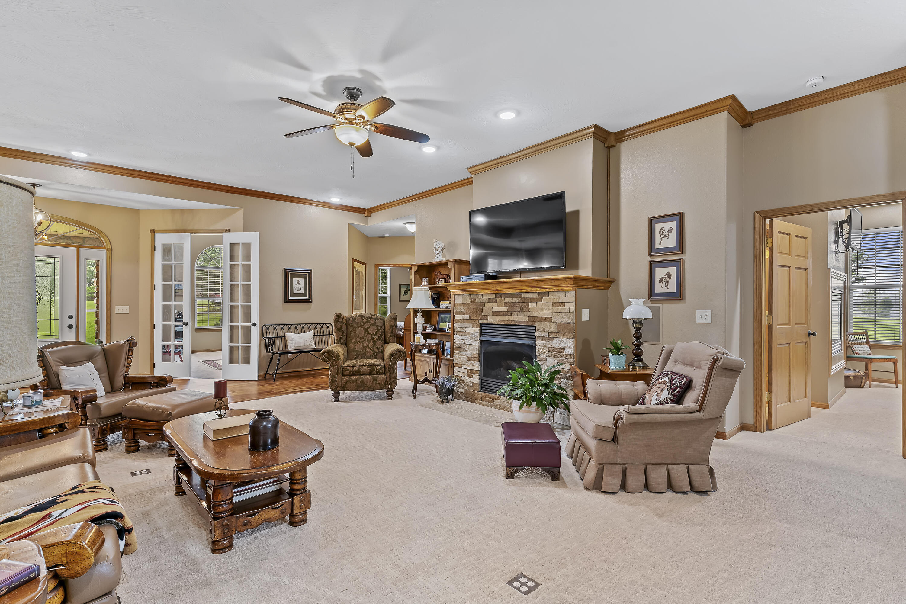 4465 Raintree Drive Willard, MO 65781 - Photo 8 of 51 4465 Raintree-11