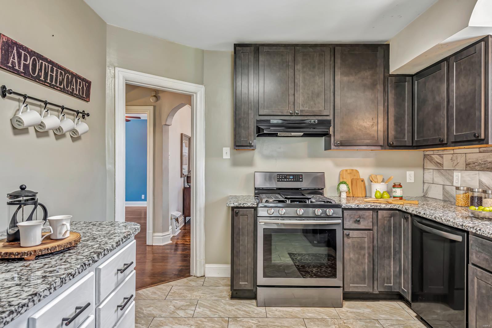5223 Weber Road St. Louis, MO 63123 - Photo 18 of 34 Gallery Image 18