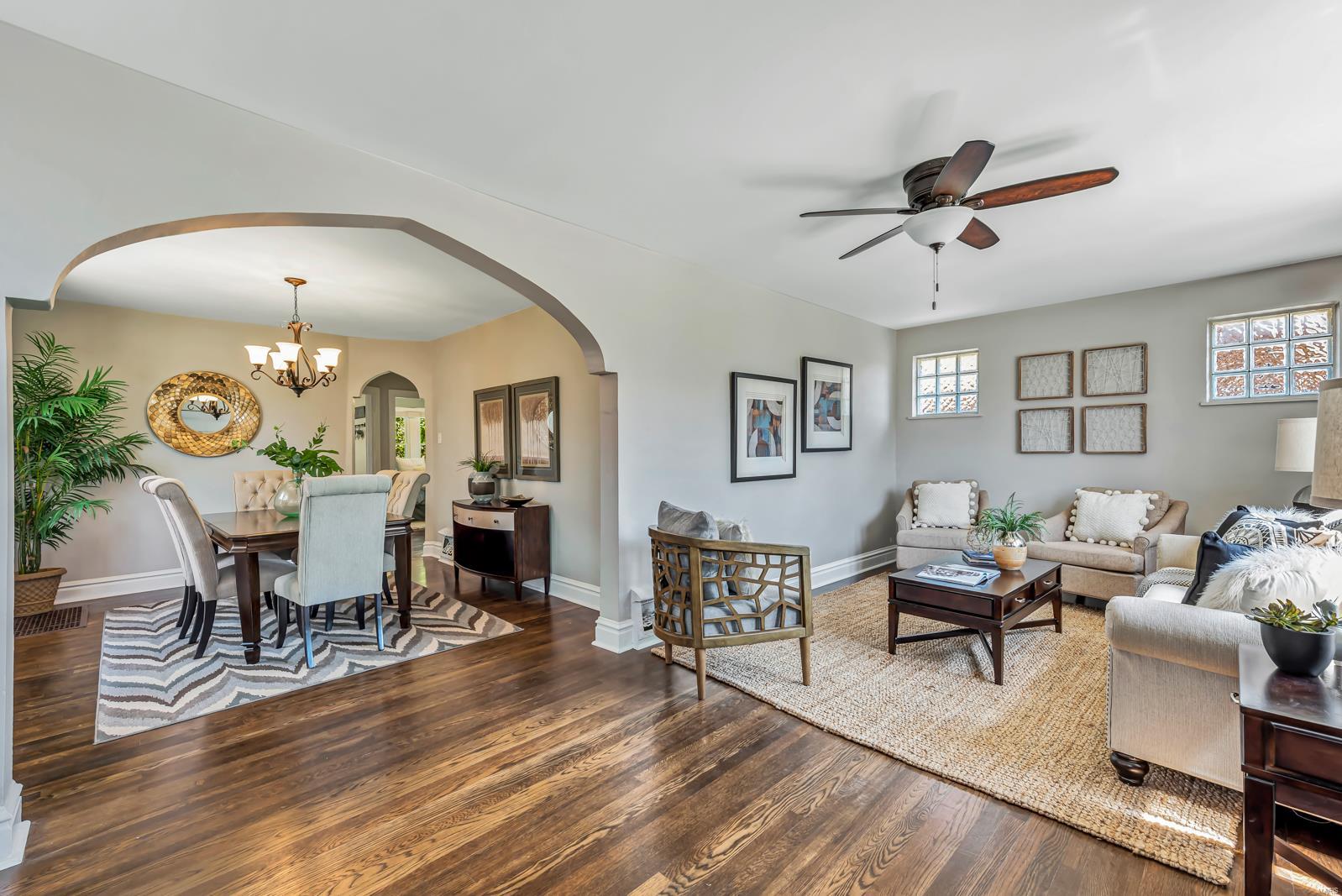 5223 Weber Road St. Louis, MO 63123 - Photo 4 of 34 Gallery Image 4