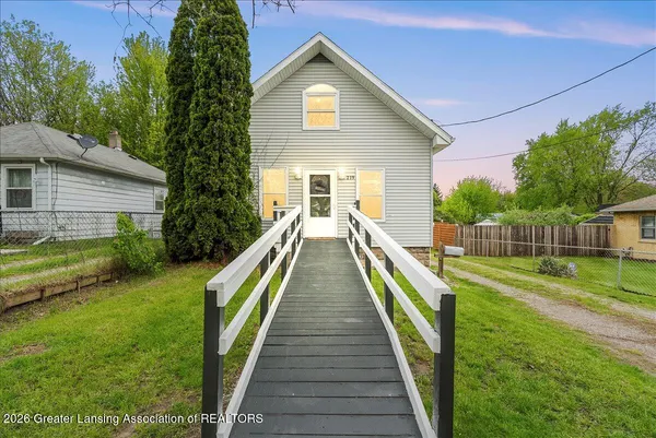 $179,500 | 219 East Harris Street, Lansing, MI 48906