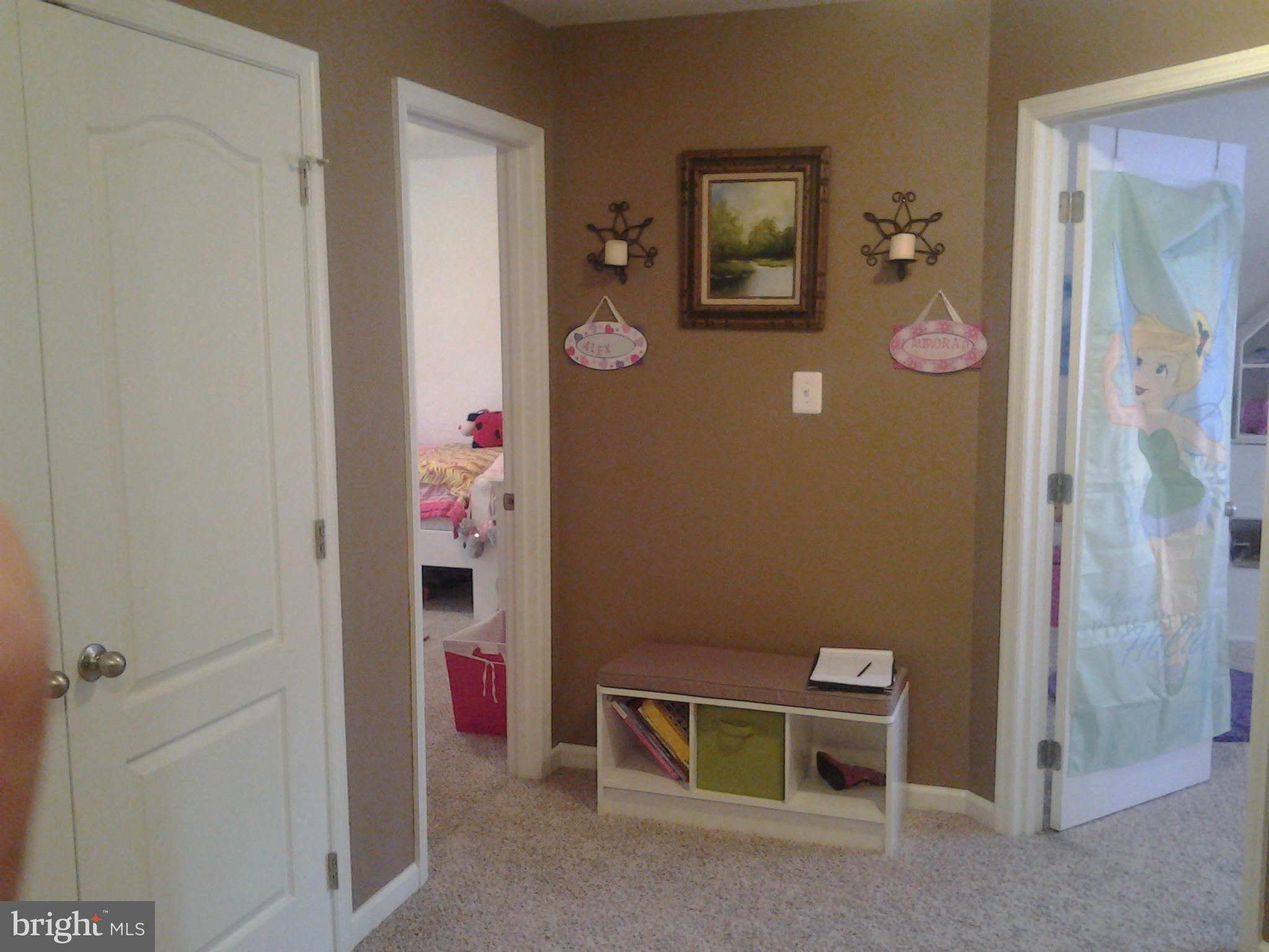 3903 Oaklawn Road Fort Washington, MD 20744 - Photo 19 of 26 2nd Level Hallway