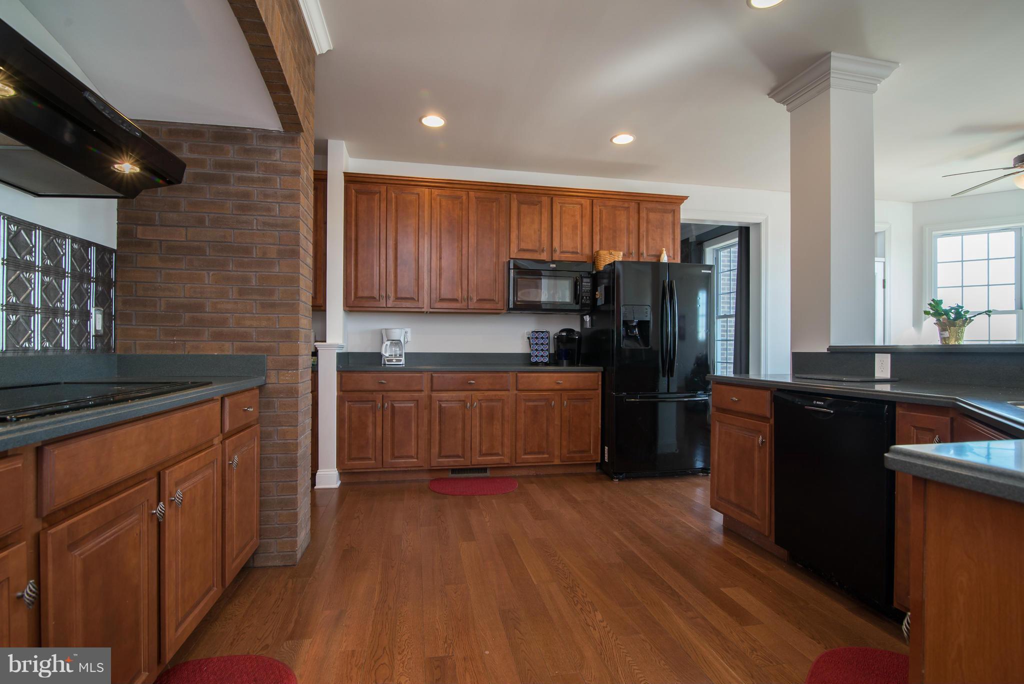 151 Volney Hill Road Shenandoah Junction, WV 25442 - Photo 6 of 30 Kitchen