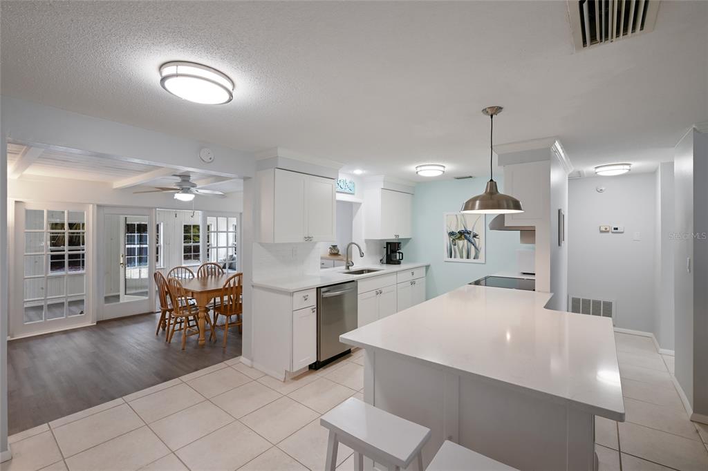120 Maple Avenue Anna Maria, FL 34216 - Photo 11 of 39