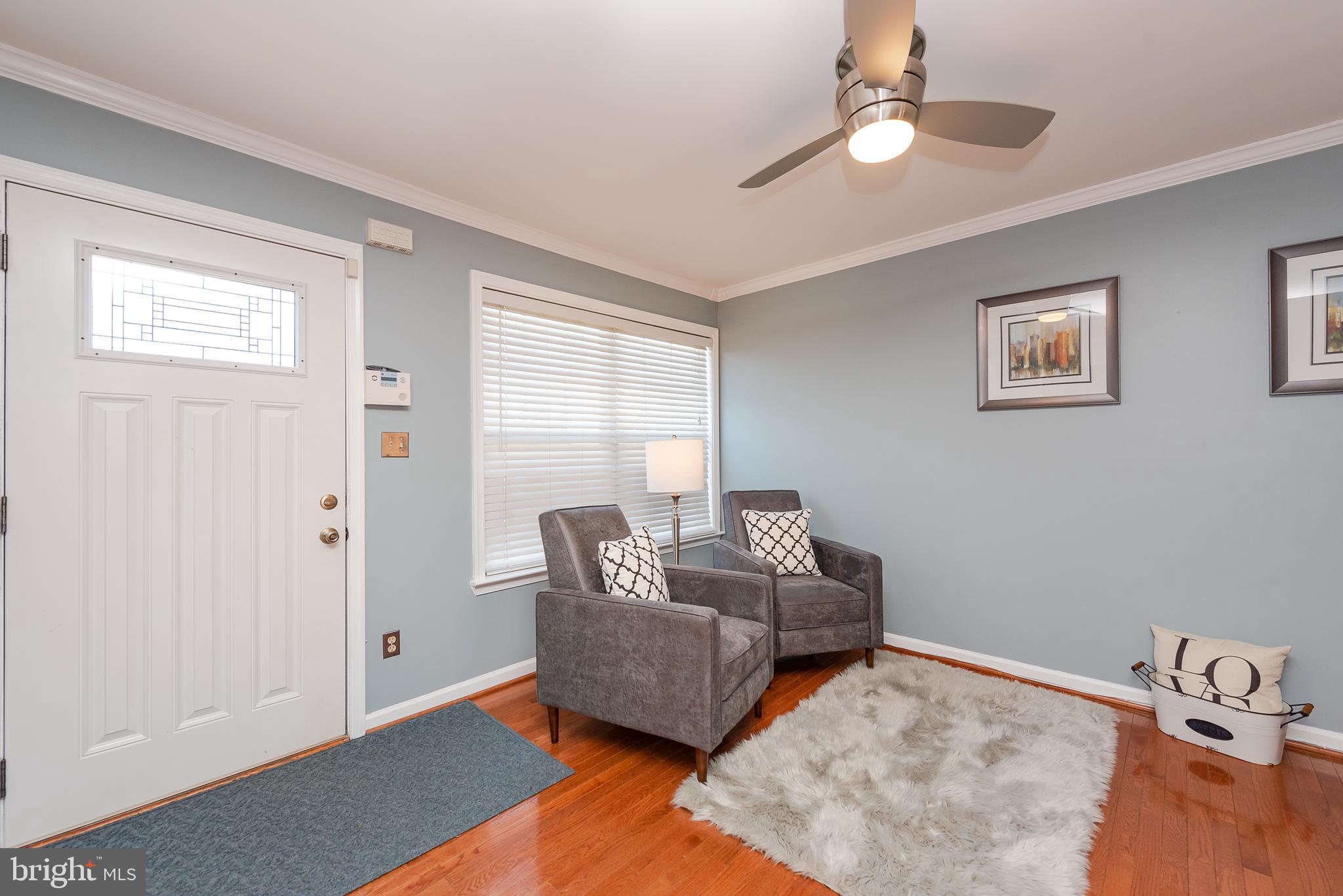 2035 Riding Crop Way Baltimore, MD 21244 - Photo 2 of 28 Living Room