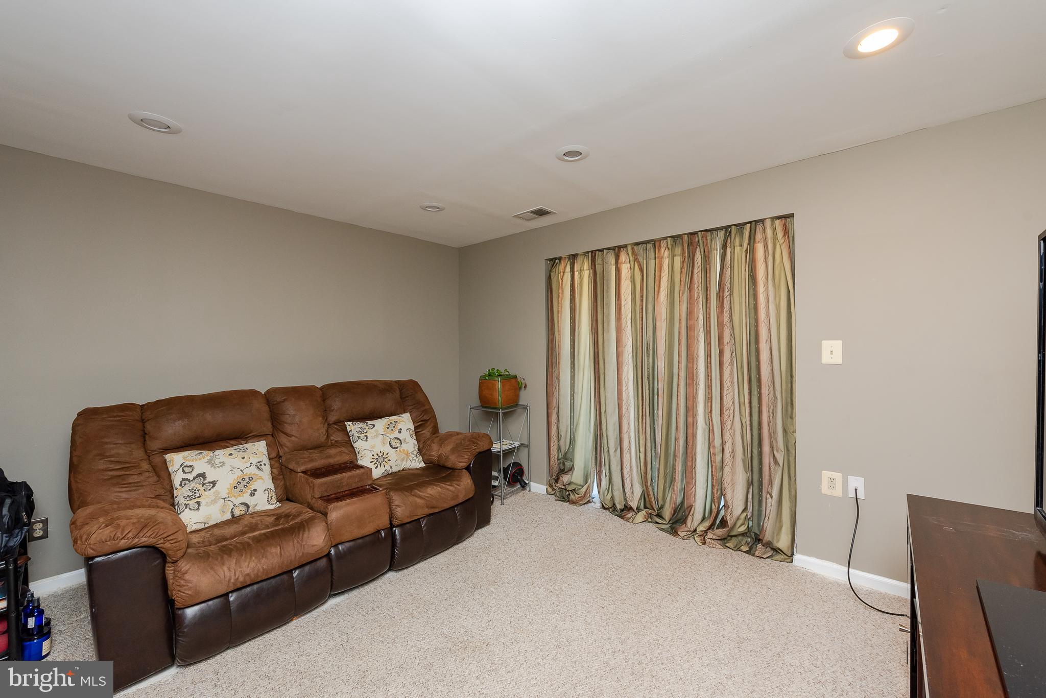 2035 Riding Crop Way Baltimore, MD 21244 - Photo 22 of 28 Rec Room