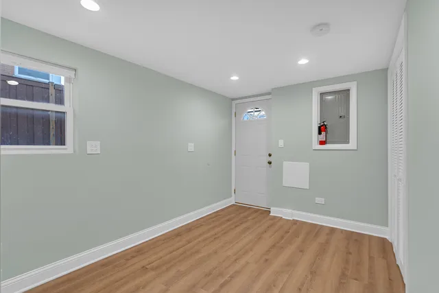 $3,650 | 9314 Menard Avenue, Morton Grove, IL 60053