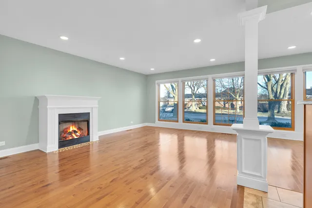 $3,650 | 9314 Menard Avenue, Morton Grove, IL 60053