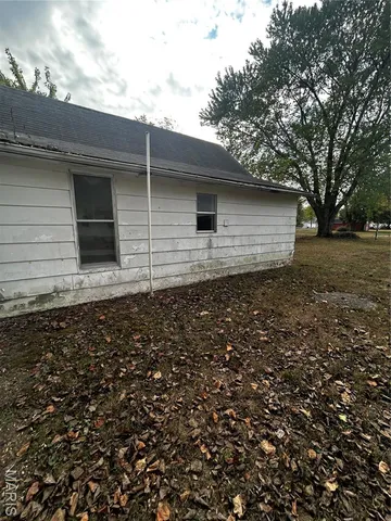 $30,000 | 106 Locust Street, Coffeen, IL 62017