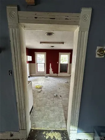 $27,500 | 106 Locust Street, Coffeen, IL 62017