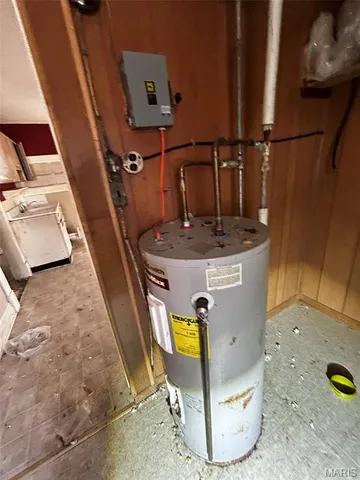 $30,000 | 106 Locust Street, Coffeen, IL 62017