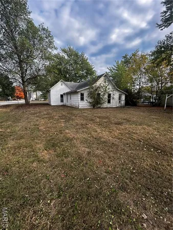 $27,500 | 106 Locust Street, Coffeen, IL 62017