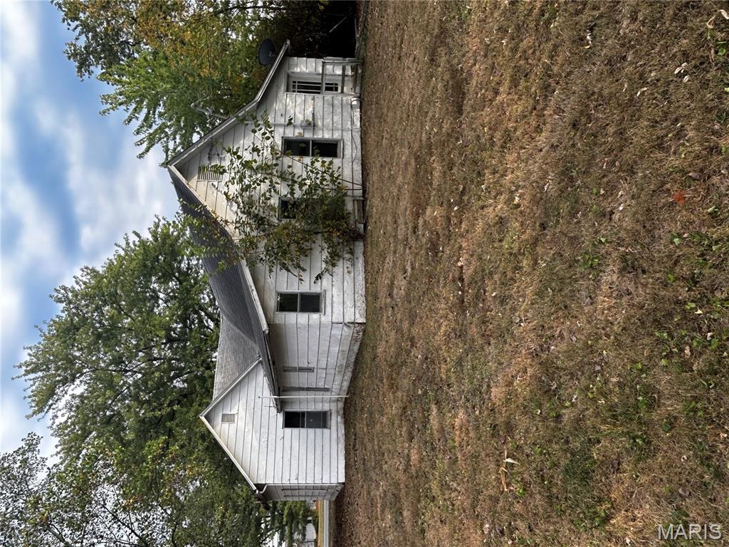 106 Locust Street Coffeen, IL 62017 - Photo 8 of 71