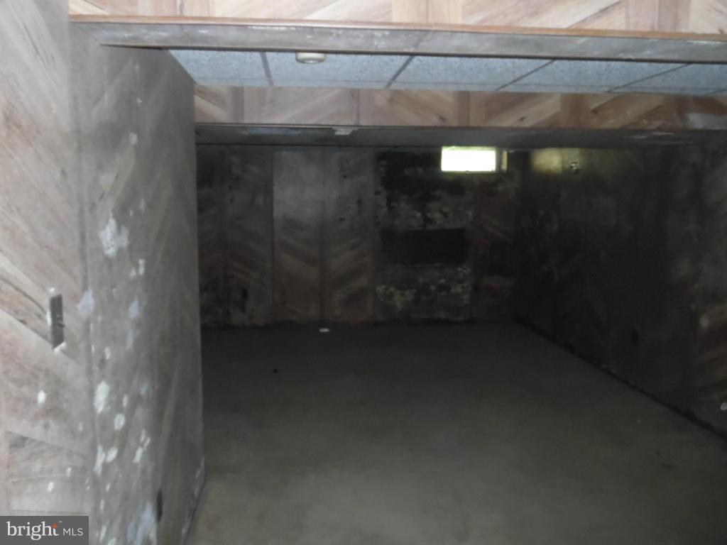 144 Farm Road Aberdeen, MD 21001 - Photo 7 of 12 a close view of utility room
