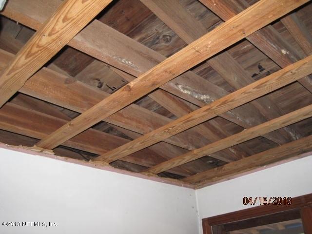 6040 Goodman Road Jacksonville, FL 32244 - Photo 6 of 9 IMG_2554