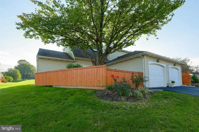 $335,000 | 107 Treetops Drive, Lancaster, PA 17601