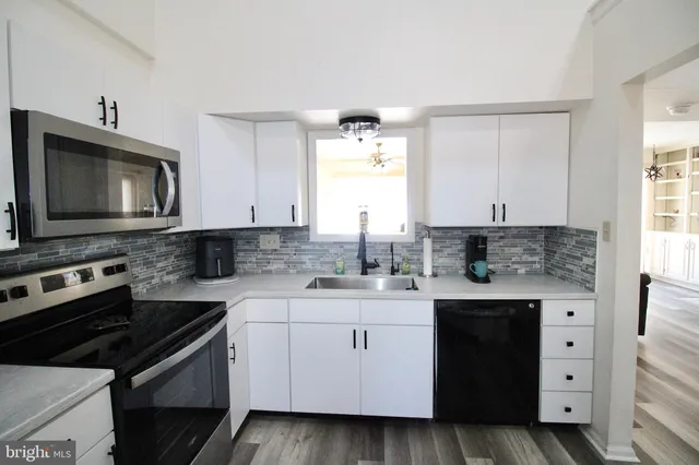 $335,000 | 107 Treetops Drive, Lancaster, PA 17601