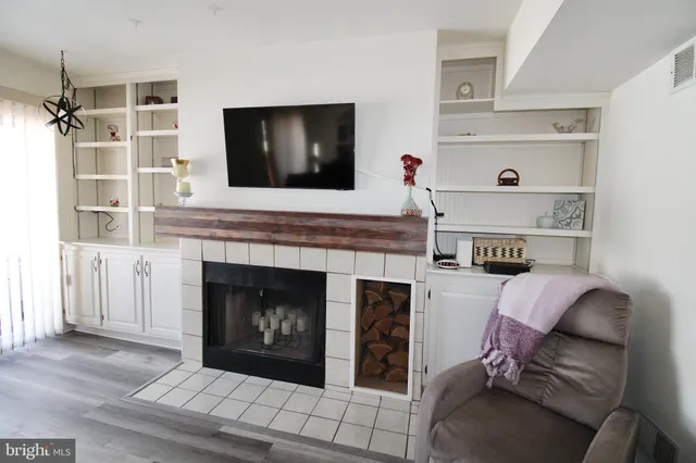 $335,000 | 107 Treetops Drive, Lancaster, PA 17601