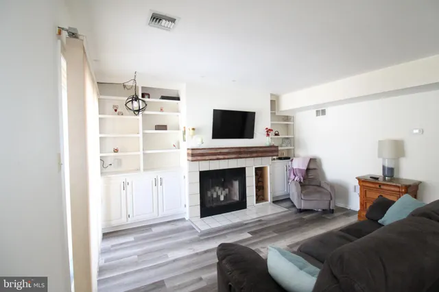 $335,000 | 107 Treetops Drive, Lancaster, PA 17601