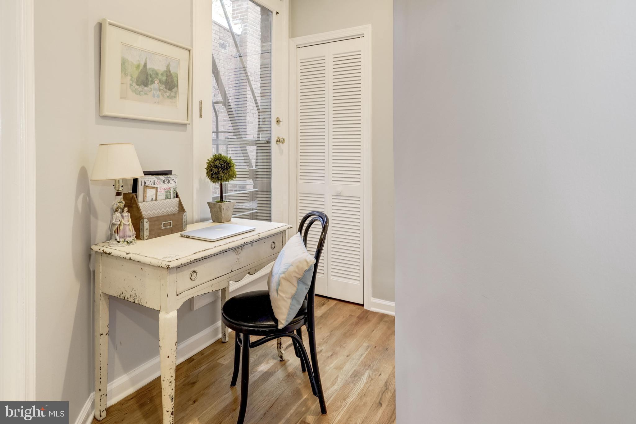 1813 Kalorama Road Northwest, Unit 3 Washington, DC 20009 - Photo 13 of 21 Office-Alcove