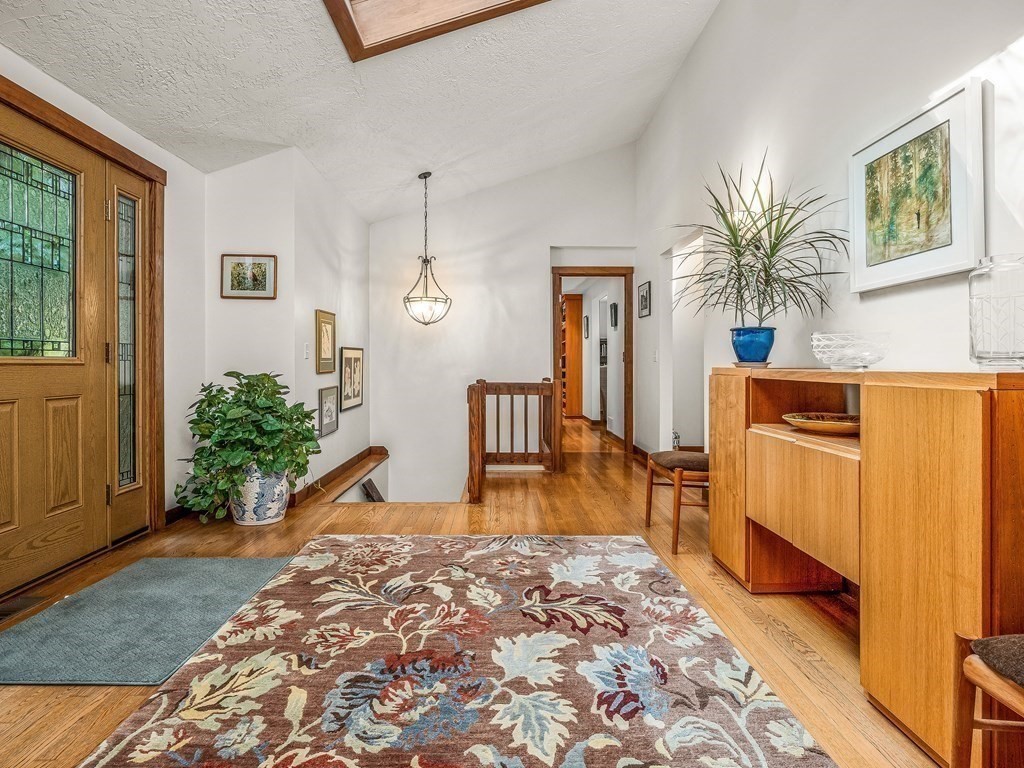 345 Silver Hill Road Concord, MA 01742 - Photo 11 of 38 Gallery Image 11