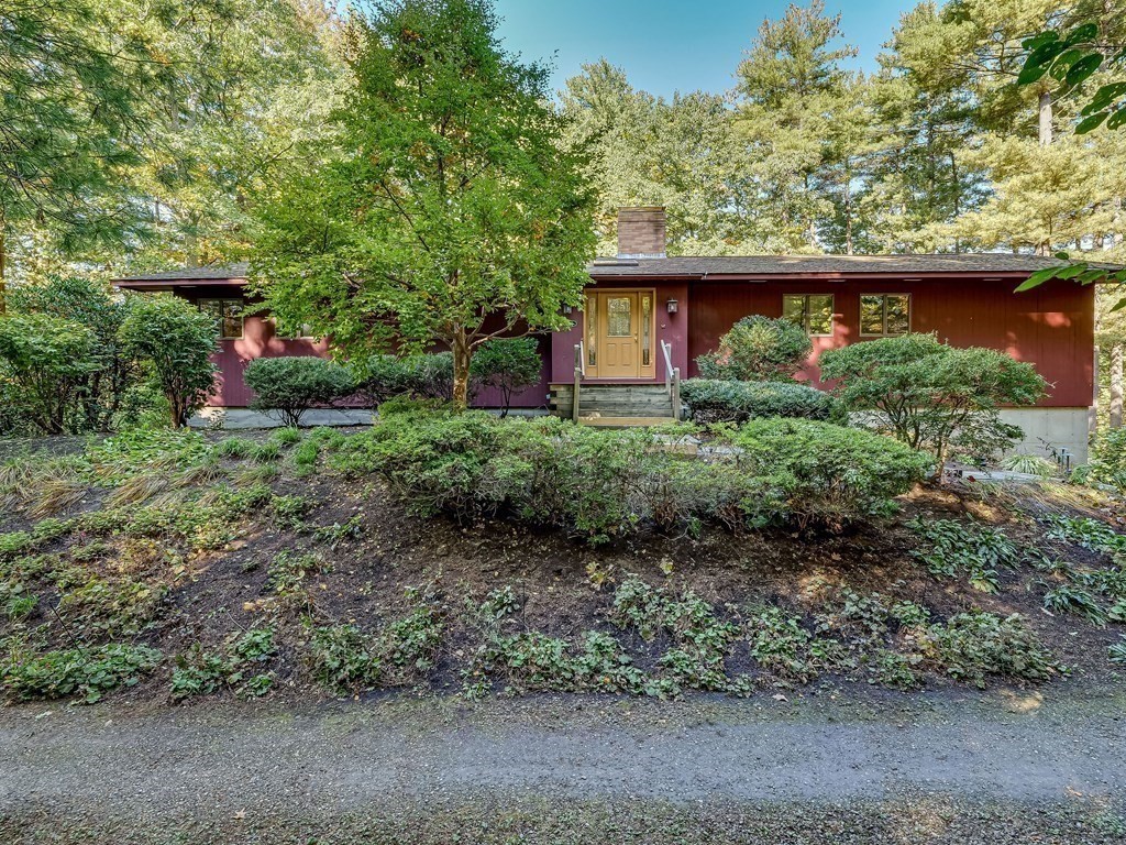 345 Silver Hill Road Concord, MA 01742 - Photo 2 of 38 Gallery Image 2