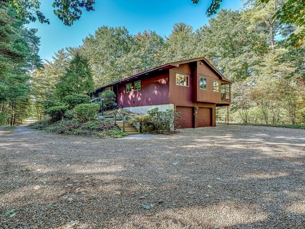 345 Silver Hill Road Concord, MA 01742 - Photo 5 of 38 Gallery Image 5