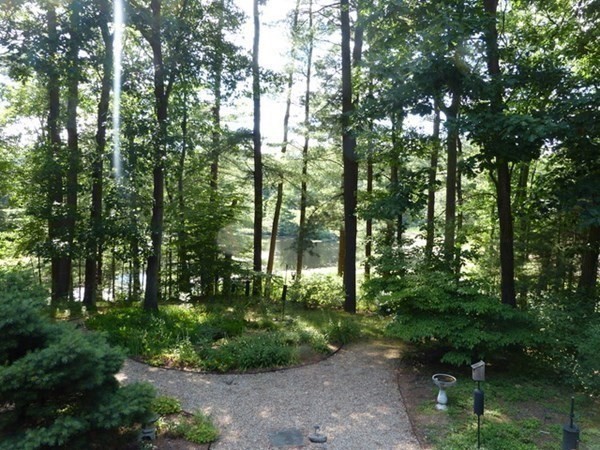 345 Silver Hill Road Concord, MA 01742 - Photo 10 of 38 Gallery Image 10