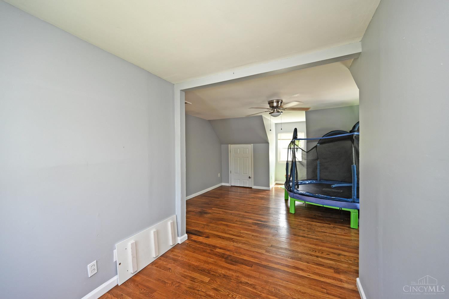 1834 Miles Road Cincinnati, OH 45231 - Photo 42 of 56