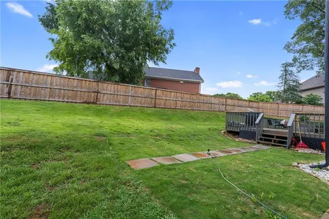 $614,000 | 4221 Willow Oak Drive, Gainesville, GA 30506