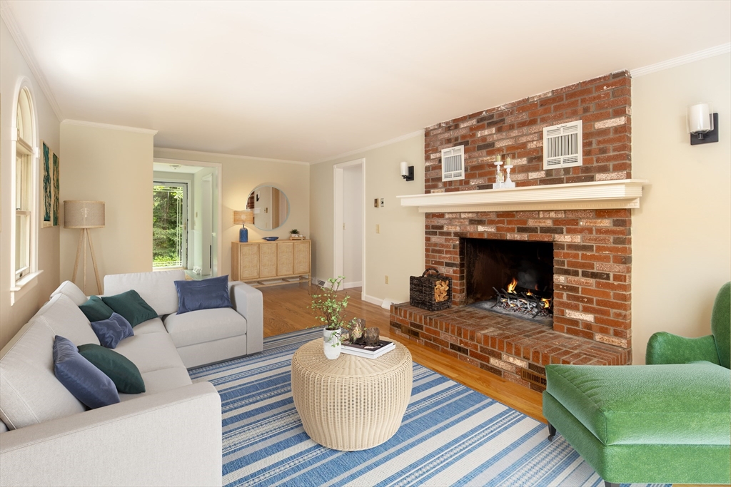 7 Holly Pond Road Marion, MA 02738 - Photo 19 of 42 Gallery Image 19