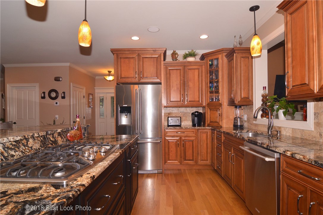 140 Hamburger Road Coventry, RI 02816 - Photo 9 of 40