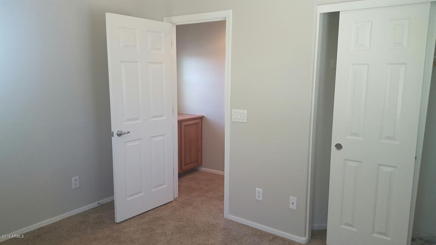 14039 West Country Gables Drive Surprise, AZ 85379 - Photo 19 of 32 a view of a room