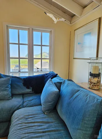 $1,025,000 | 145 Bean Avenue, Bodega Bay, CA 94923