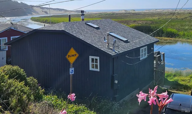 $1,025,000 | 145 Bean Avenue, Bodega Bay, CA 94923