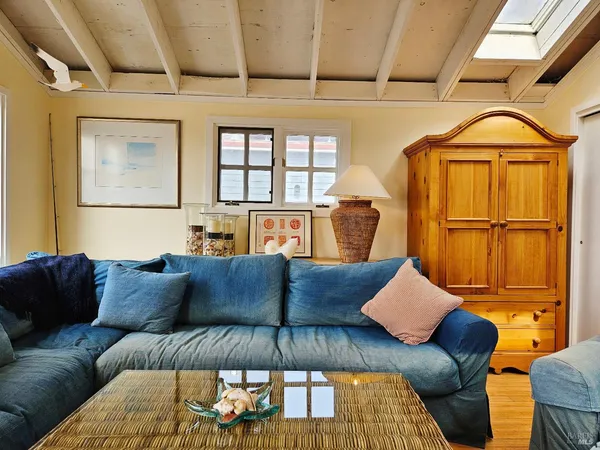 $899,000 | 145 Bean Avenue, Bodega Bay, CA 94923