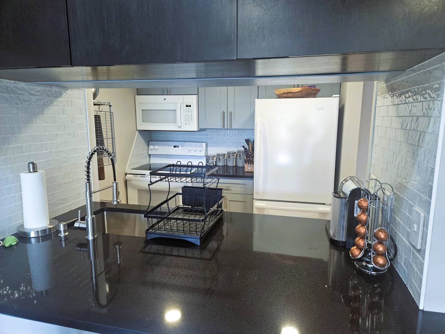 308 North Happ Road, Unit 304 Northfield, IL 60093 - Photo 17 of 27