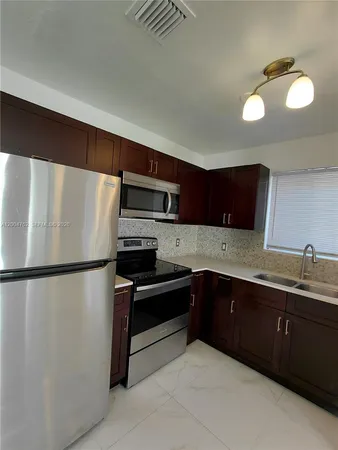$2,000 | 5641 Northwest 15th Street, Unit 3, Lauderhill, FL 33313