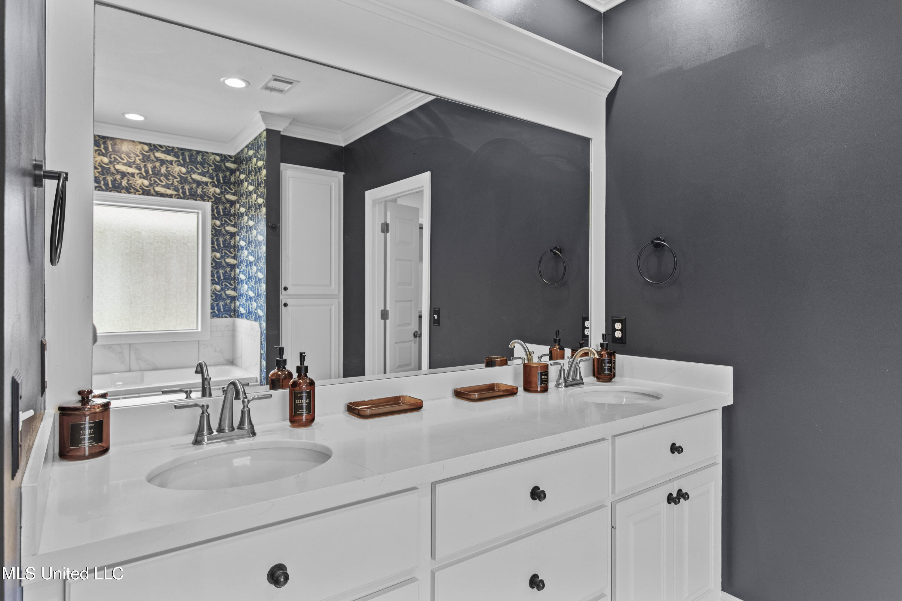 174 Falls Crossing Madison, MS 39110 - Photo 19 of 34 174 Falls Crossing-21