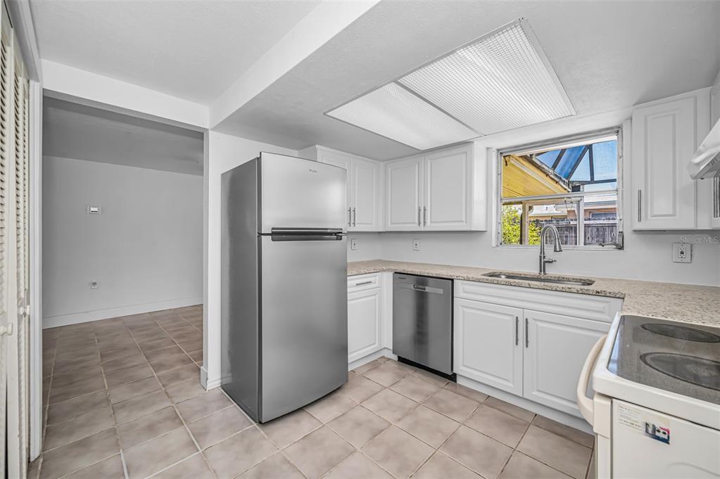 5817 10th Avenue New Port Richey, FL 34652 - Photo 10 of 41 Gallery Image 10