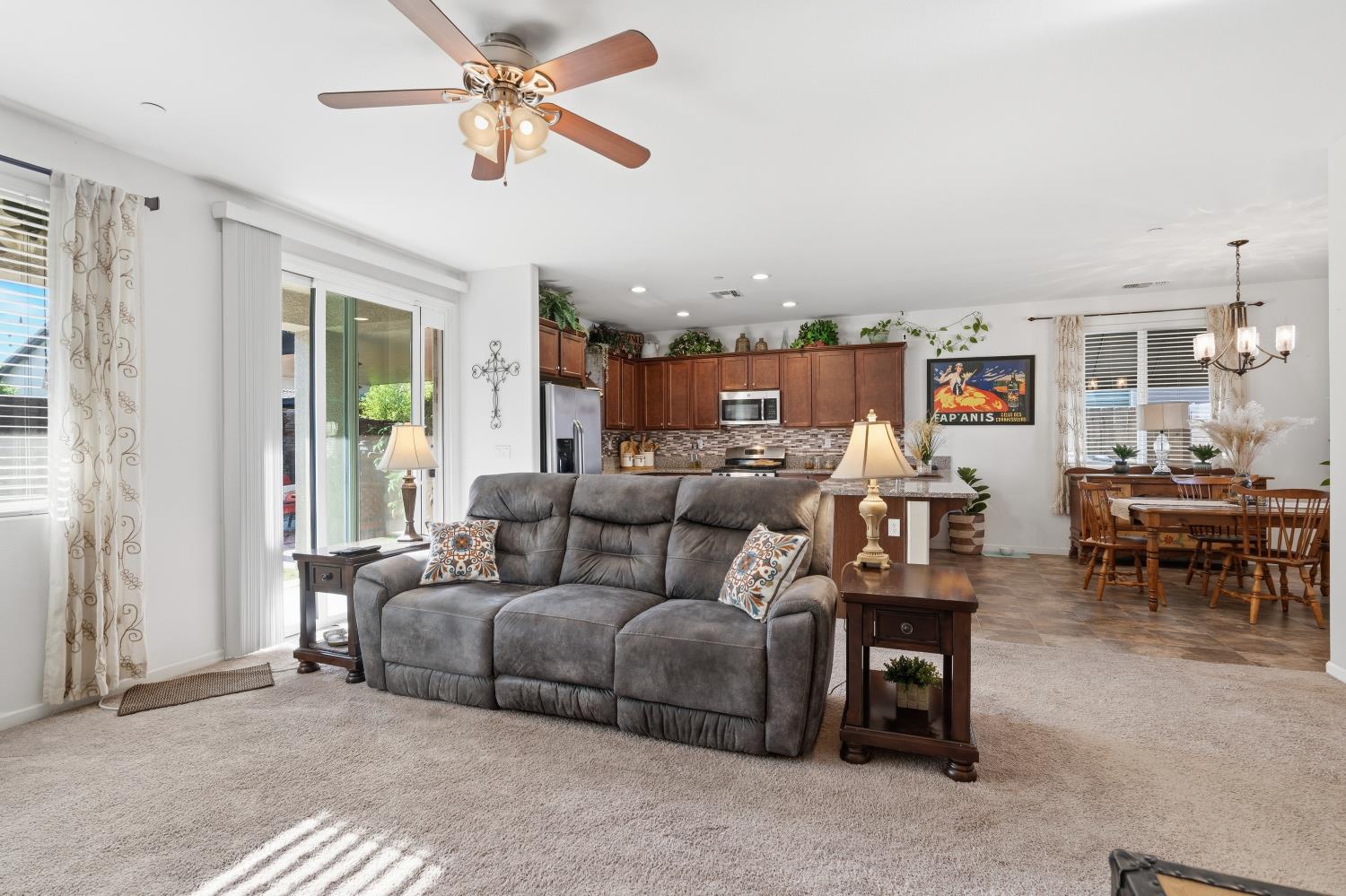 166 Rancho Santa Fe Drive Madera, CA 93638 - Photo 16 of 44