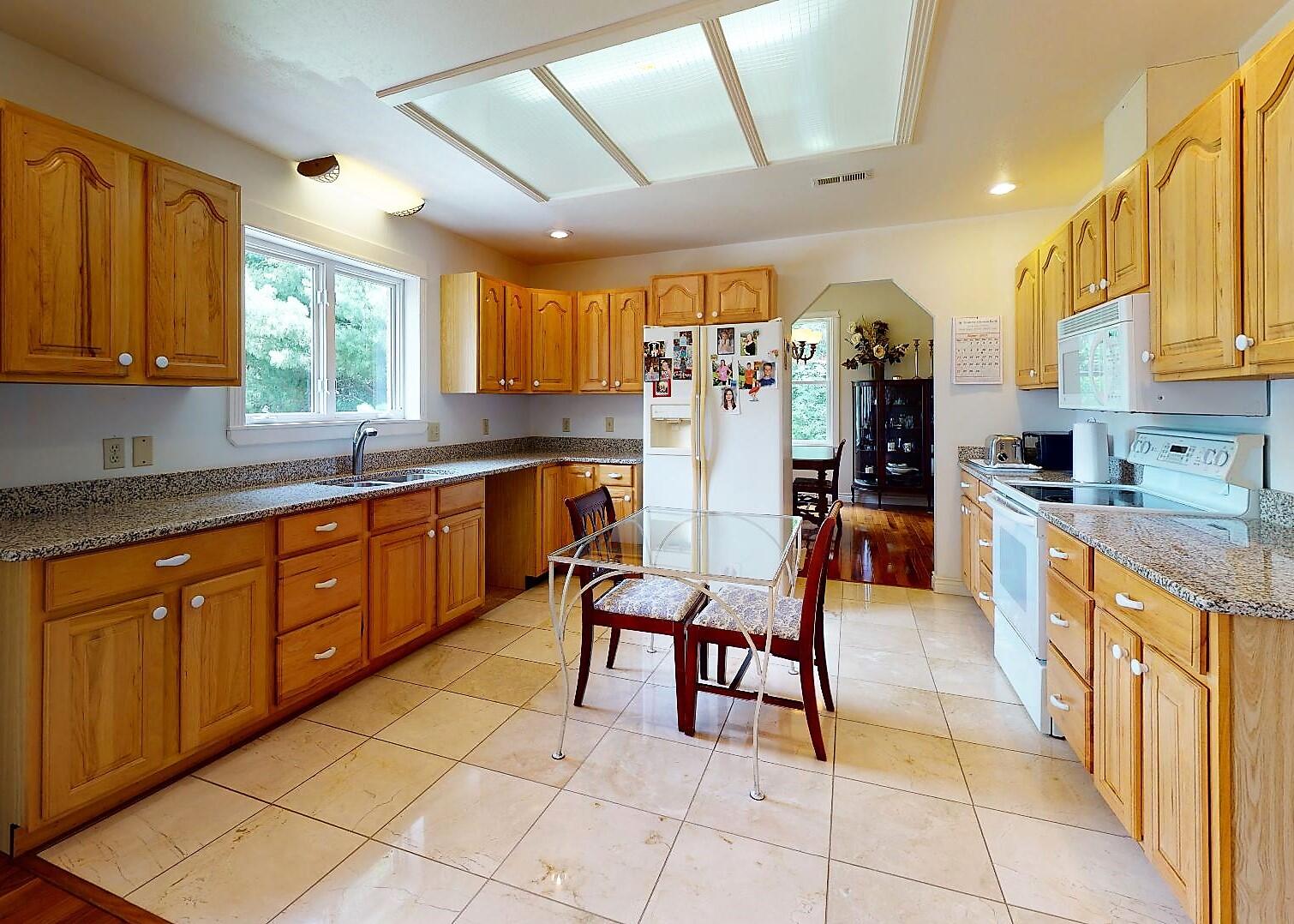 840 Bandy Road Greeneville, TN 37743 - Photo 13 of 69 Kitchen