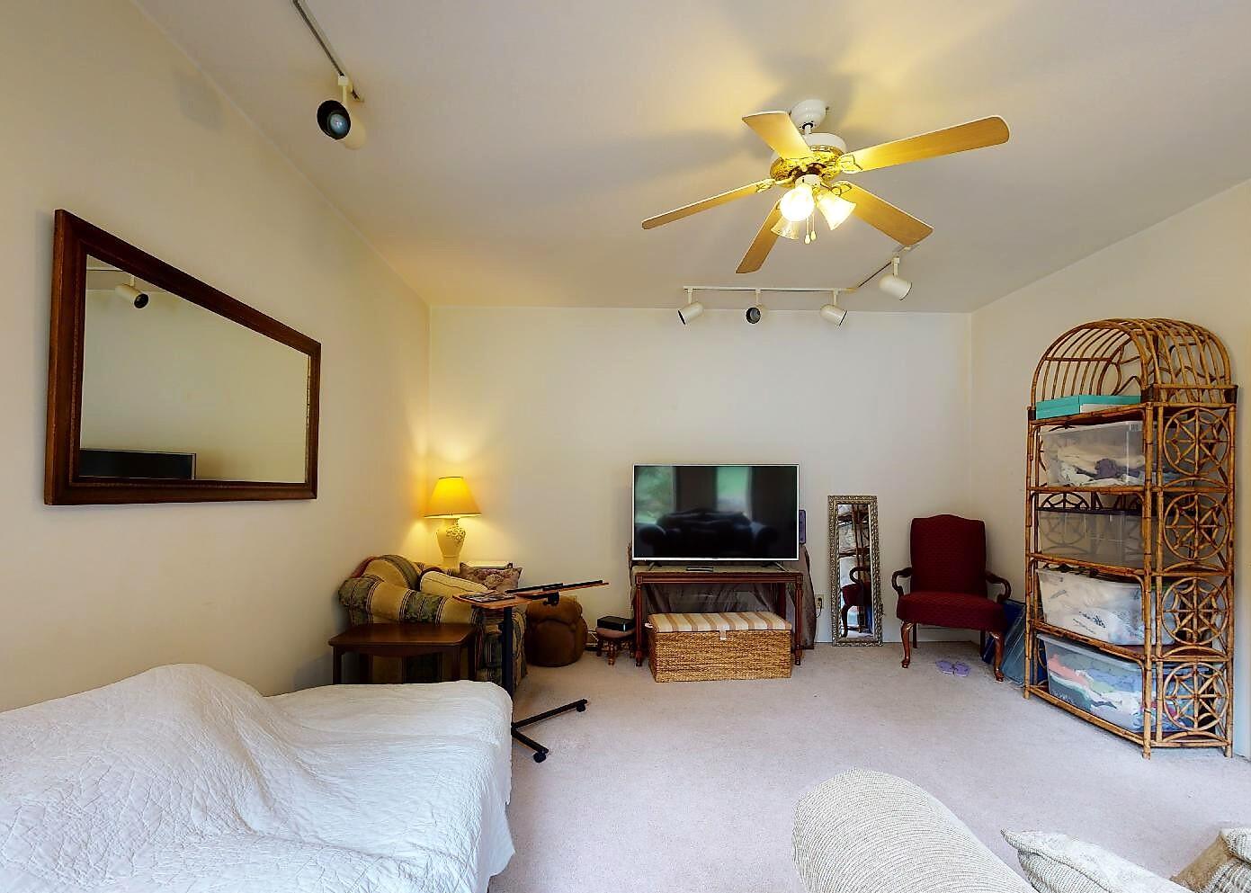 840 Bandy Road Greeneville, TN 37743 - Photo 26 of 69 Family Room