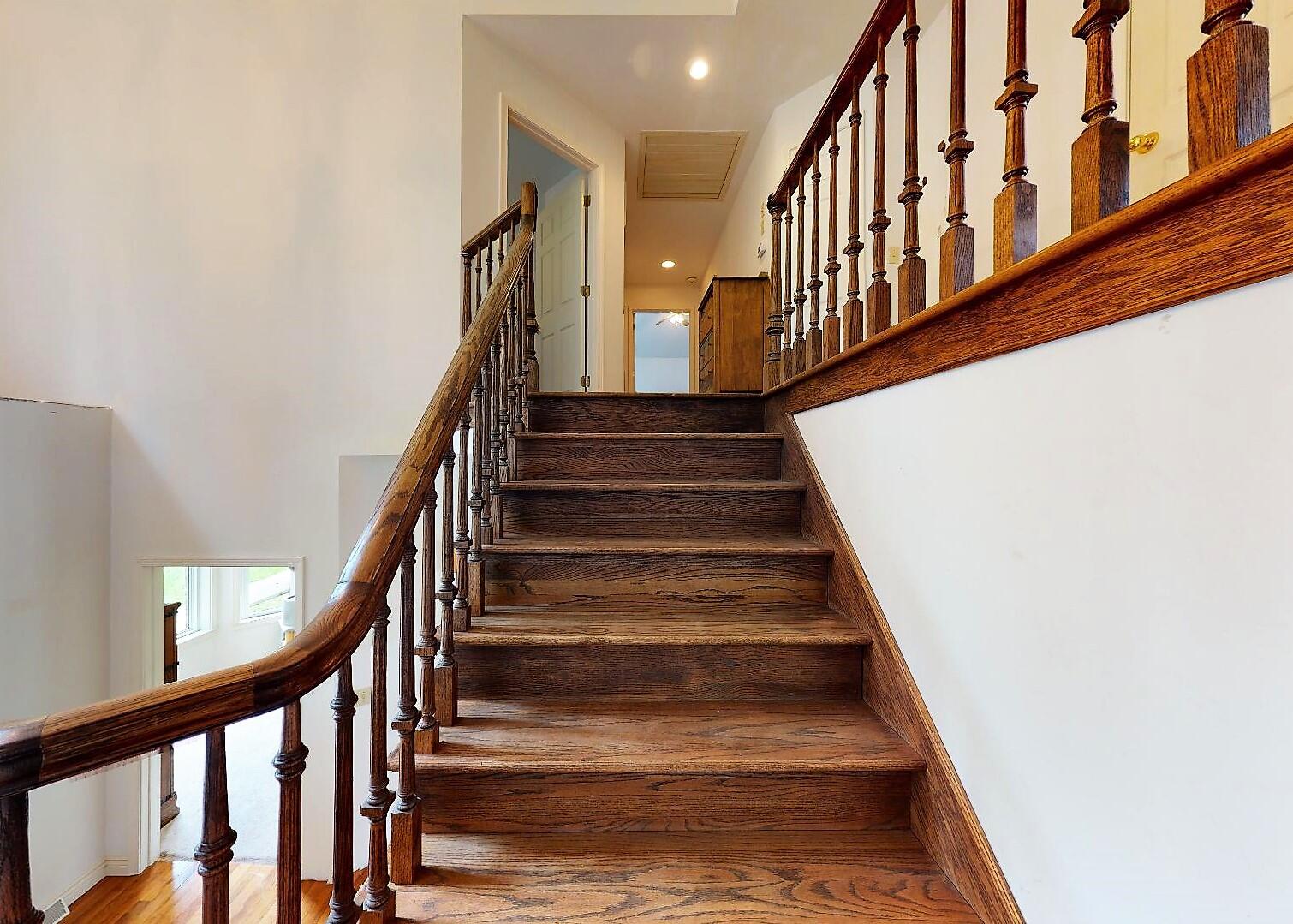 840 Bandy Road Greeneville, TN 37743 - Photo 35 of 69 Stairs