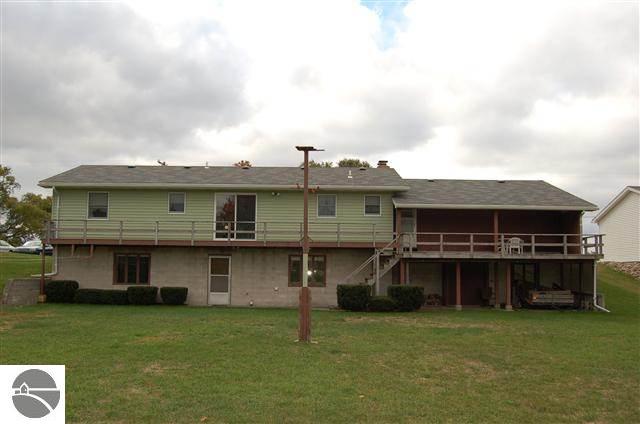 13374 Indian Road Kewadin, MI 49648 - Photo 17 of 21 1726449-16.JPG