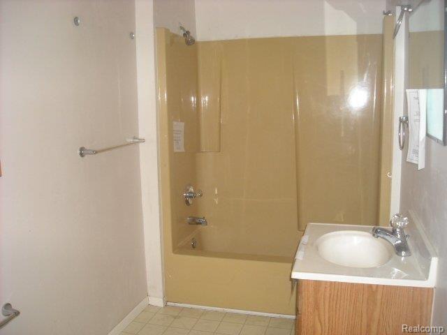 47115 Willis Road Belleville, MI 48111 - Photo 9 of 10 DSCN4547