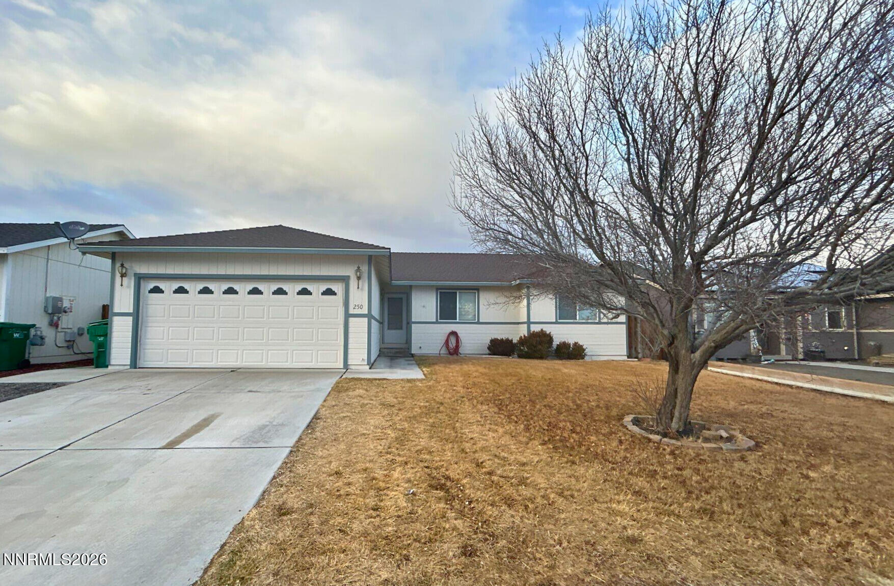 250 Emigrant Way Fernley, NV 89408 - Photo 12 of 19 b2026ec4-5e16-475b-ae4c-a5023081a2b8